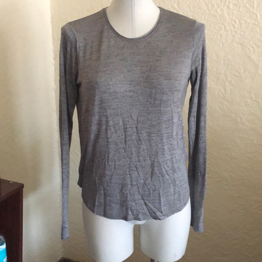 Vince Silver Gray Metallic Sheen Pleat Back Long Sleeve Top Tee Shirt